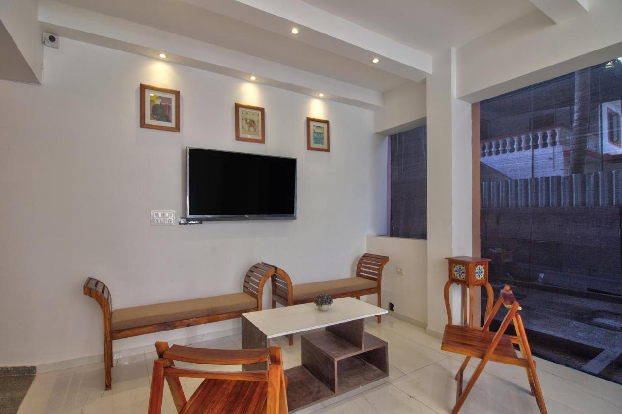 Goa Stay Hotel Калангут Екстер'єр фото